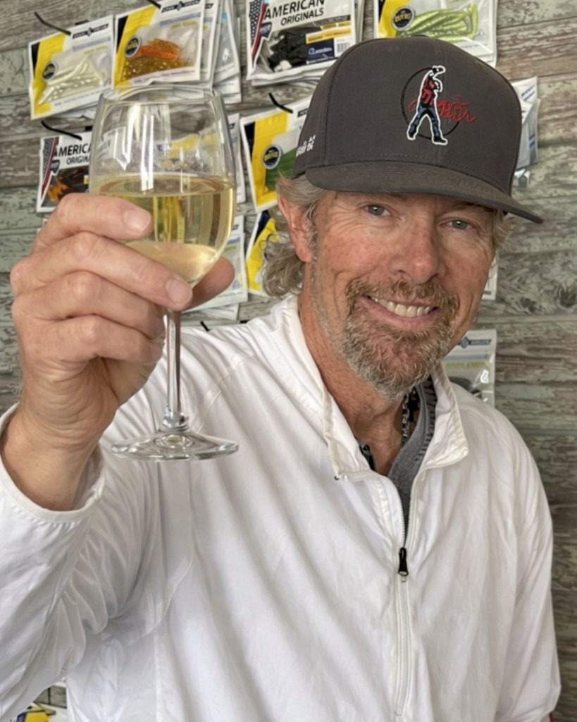 Hinh fb 2026 04 18T093403.298